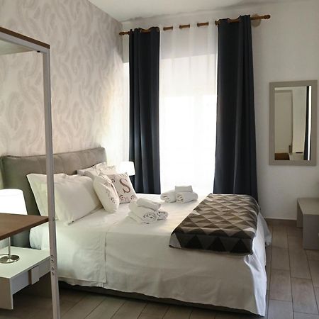 B&B Bovio Square XIV Napoli Eksteriør bilde