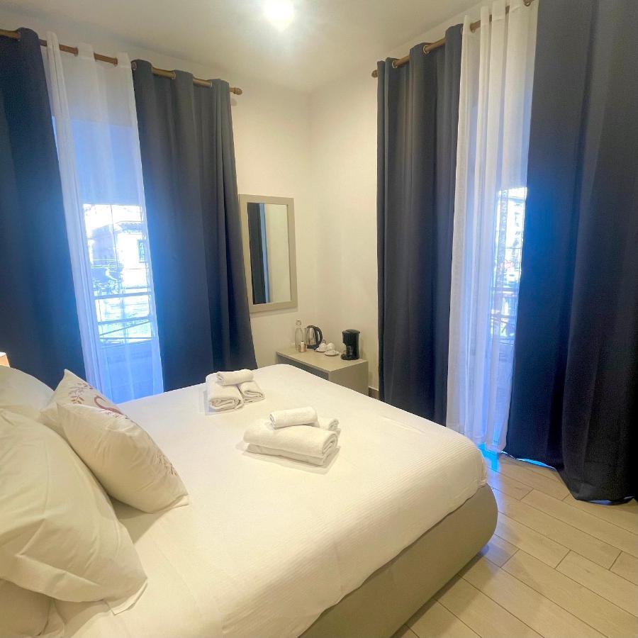 B&B Bovio Square XIV Napoli Eksteriør bilde