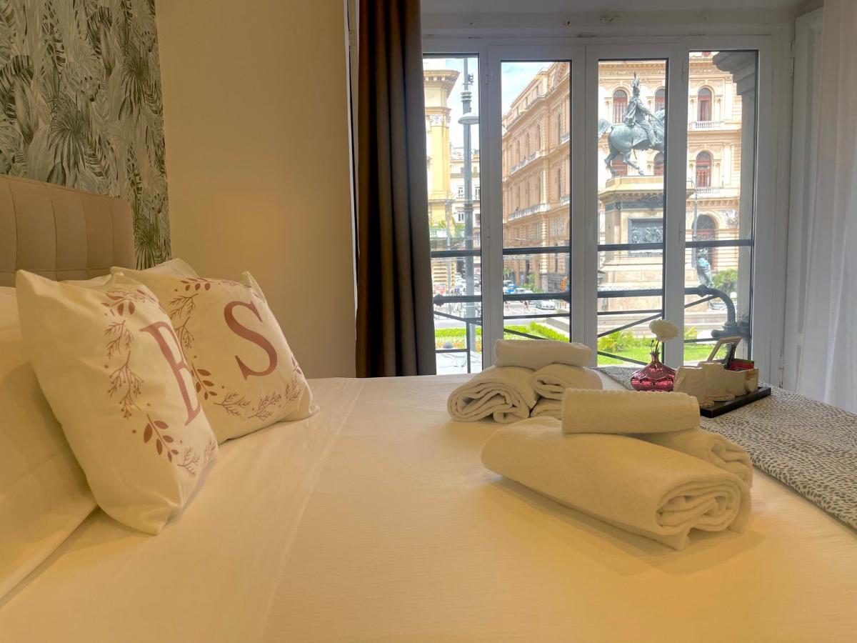 B&B Bovio Square XIV Napoli Eksteriør bilde