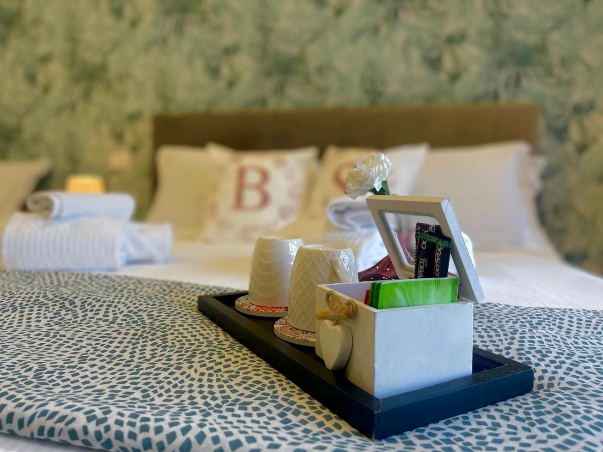 B&B Bovio Square XIV Napoli Eksteriør bilde