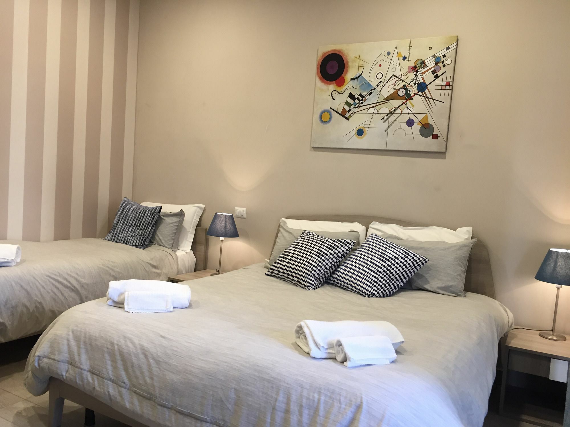 B&B Bovio Square XIV Napoli Eksteriør bilde